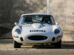 Bild 6/50 von Jaguar E-Type 4.2 (1964)