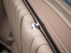 Afbeelding 27/50 van Mercedes-Benz 300 SL (1989)