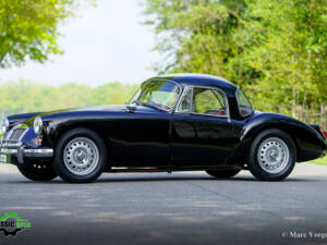 Image 24/50 de MG MGA Twin Cam (1958)