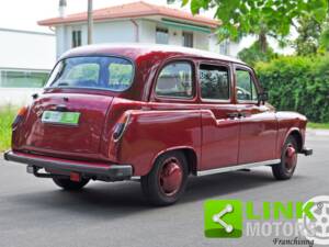 Image 5/10 of Carbodies FX 4 R London Taxi (1997)