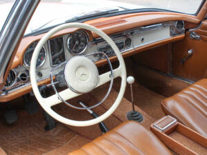 Image 9/24 of Mercedes-Benz 230 SL (1964)