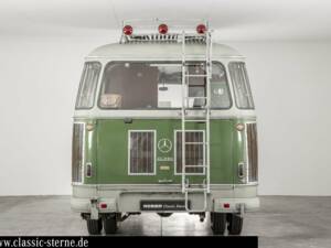 Image 4/15 de Mercedes-Benz O 319 (1959)