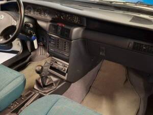 Image 31/49 of Lancia DELTA HPE 2.0 16V TURBO 3 (1997)