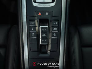 Image 23/25 of Porsche 911 Carrera 4S (2014)