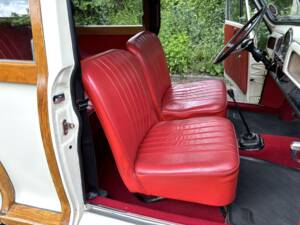 Immagine 6/32 di Morris Minor 1000 Traveller (1968)