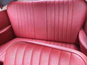Image 31/66 of Morris Minor 1000 Tourer (1961)