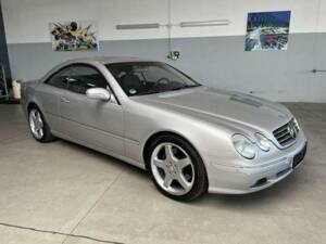 Image 3/15 of Mercedes-Benz CL 55 AMG (2004)