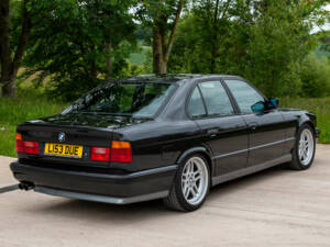 Bild 44/50 von BMW M5 (1994)