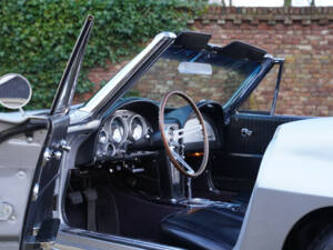 Image 26/50 of Chevrolet Corvette Sting Ray Convertible (1964)