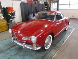 Immagine 13/50 di Volkswagen Karmann Ghia (1969)