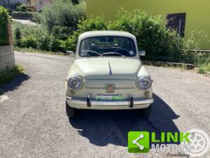 Image 2/10 de FIAT 600 D (1966)