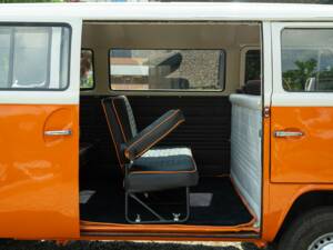 Bild 9/34 von Volkswagen T2 a&#x2F;b (1973)