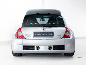 Imagen 5/32 de Renault Clio II V6 (2003)