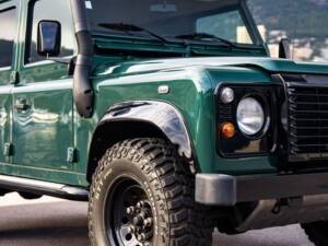 Image 44/50 of Land Rover Defender 110 (2004)