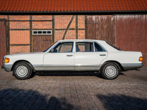 Bild 11/44 von Mercedes-Benz 500 SEL (1984)