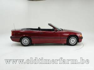 Bild 6/15 von BMW 318i (1995)