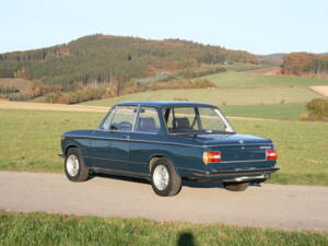 Image 2/69 de BMW 2002 (1974)