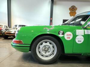 Image 21/27 of Porsche 911 2.0 (1965)