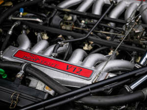 Image 9/45 de Jaguar XJRS 6.0 (1993)