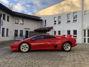 Imagen 8/43 de Lamborghini Diablo VT (1994)