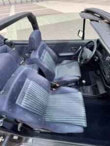 Imagen 30/75 de Volkswagen Golf I Cabrio 1.8 (1991)