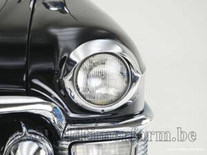Image 14/15 de Cadillac 60 Special Fleetwood (1953)