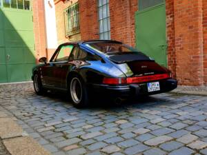 Image 30/64 de Porsche 911 SC 3.0 (1978)