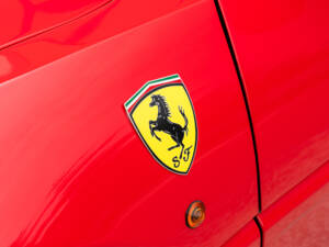 Imagen 24/89 de Ferrari F 355 Berlinetta (1996)