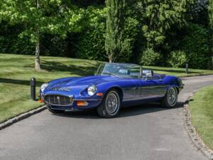 Image 14/43 de Jaguar Type E V12 (1974)
