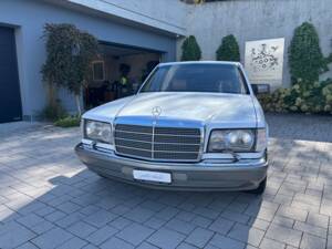 Image 13/45 de Mercedes-Benz 500 SE (1988)