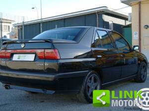 Immagine 5/10 di Alfa Romeo 155 Twin Spark 2.0 16V (1996)