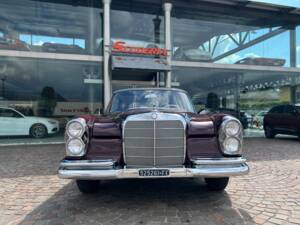 Image 9/33 of Mercedes-Benz 220 SE b (1963)