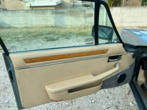 Image 7/38 de Jaguar XJ-S 3.6 (1990)