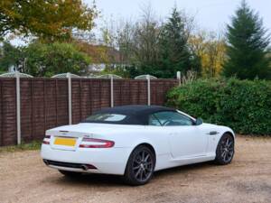 Image 30/50 of Aston Martin DB 9 Volante (2009)