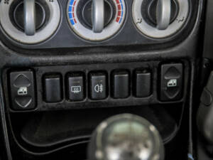 Bild 29/50 von MG F 1.8i (2000)