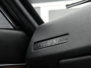 Image 34/40 of Datsun 260 Z (1974)