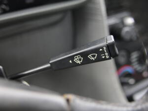 Image 79/92 of DeLorean DMC-12 (1982)