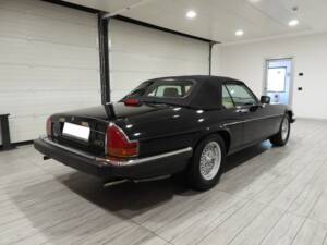 Image 2/15 of Jaguar XJS 5.3 V12 (1991)