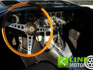 Image 9/10 of Jaguar Type E 3.8 (1963)