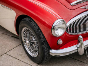 Imagen 27/39 de Austin-Healey 3000 Mk II (BJ7) (1963)