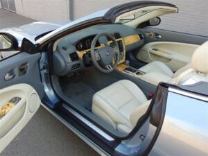Bild 30/100 von Jaguar XKR (2008)