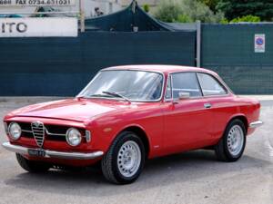 Bild 1/12 von Alfa Romeo Giulia GT 1300 Junior (1967)