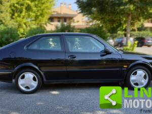 Immagine 7/10 di Saab 900 2.0i 16V (1994)