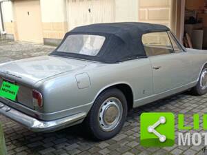 Imagen 4/10 de Lancia Flavia (Vignale) (1963)