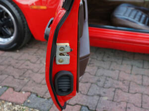 Image 34/50 of Porsche 924 (1981)