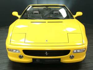 Afbeelding 9/30 van Ferrari F 355 Spider (1998)