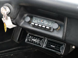 Image 30/50 of Ferrari 308 GTB (1977)