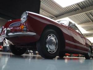 Image 38/50 of Volkswagen Karmann Ghia 1500 (1969)