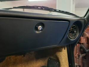 Image 35/45 of Alfa Romeo Spider Veloce 2000 (1981)