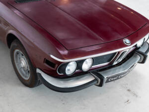 Image 18/36 of BMW 3.0 CS (1972)